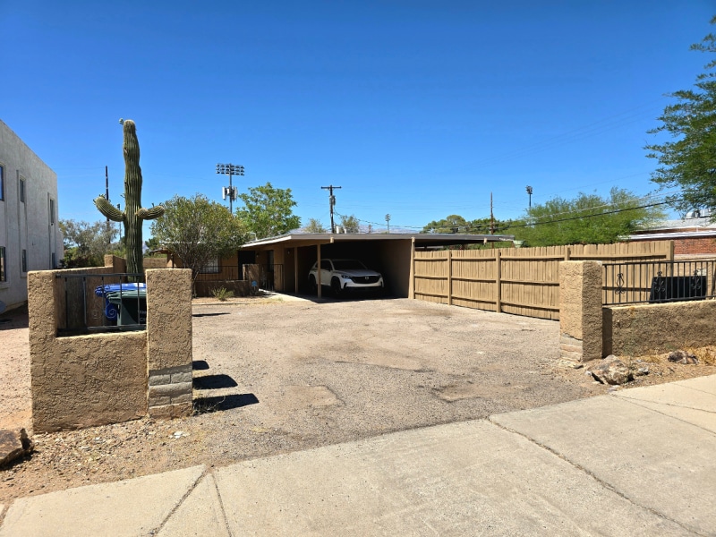 2355 E 17th St in Tucson, AZ - Building Photo