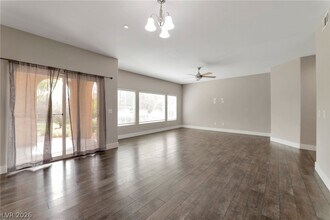 11885 Tevare Ln in Las Vegas, NV - Building Photo - Building Photo