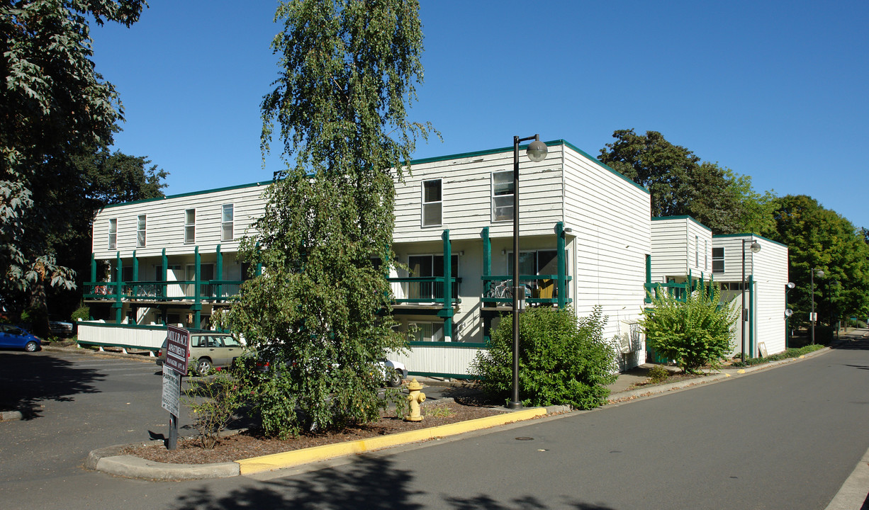 The Mill Race Apartments in Eugene, OR - Building Photo