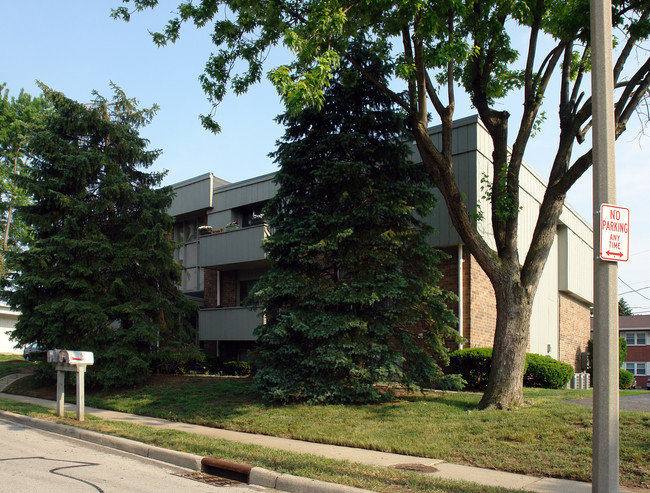 Silver Wood Apartments in Bowling Green, OH - Foto de edificio - Building Photo