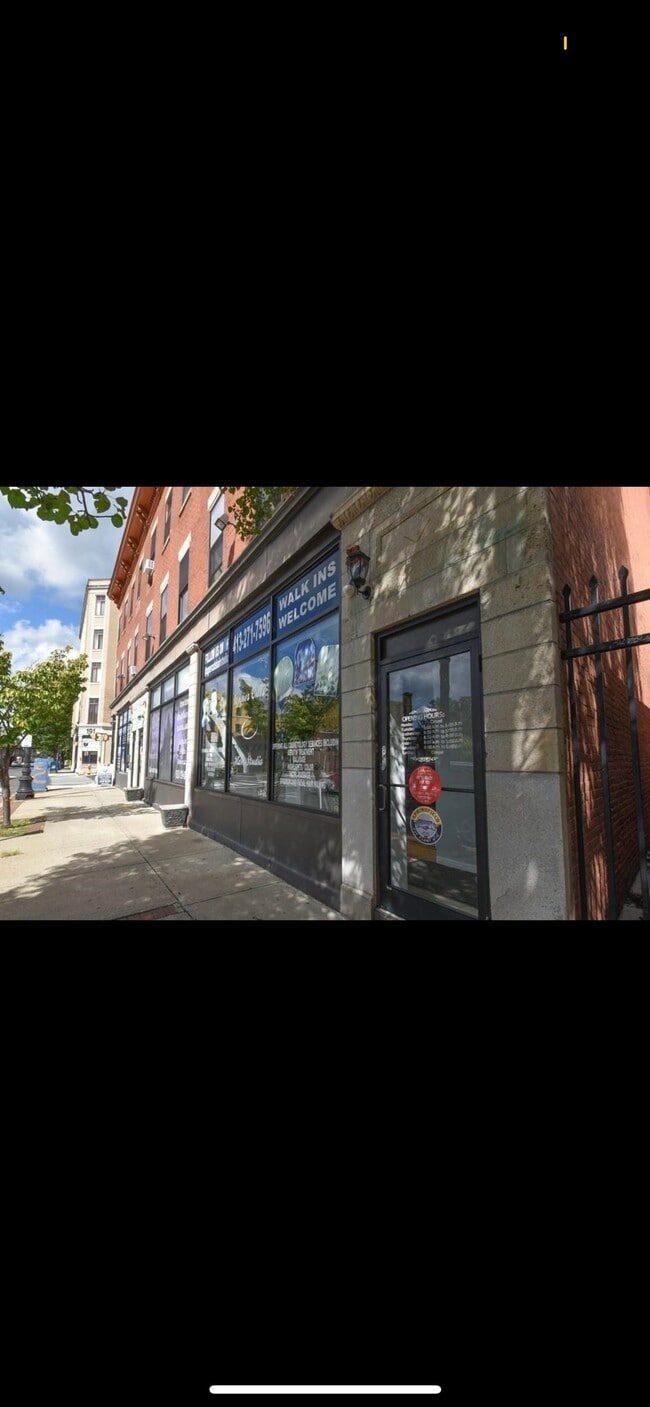 181 Chestnut St, Unit Storefront in Springfield, MA - Building Photo - Building Photo