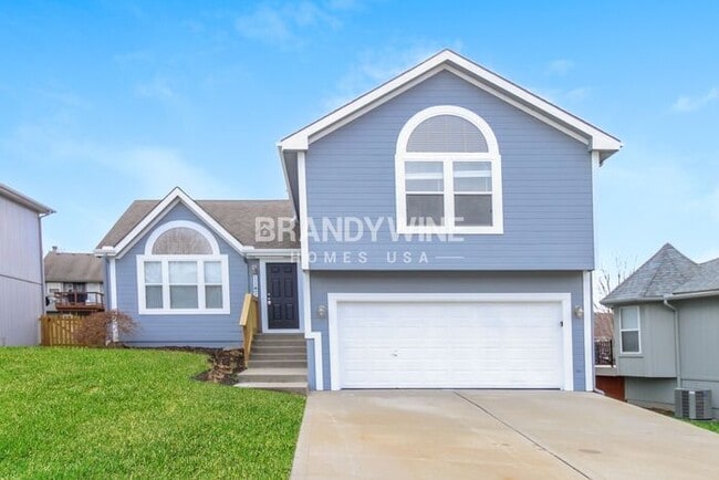 property at 1147 Blue Bird Ln