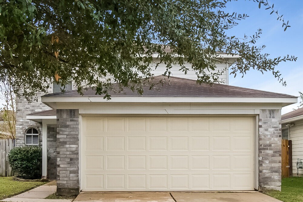 1125 Willersley Ln in Channelview, TX - Foto de edificio