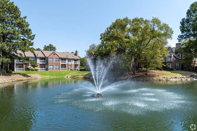 The Grove Germantown Apartments