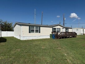 120 Parma Ct in Sanger, TX - Building Photo