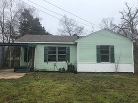 713 W 75th St in Shreveport, LA - Building Photo