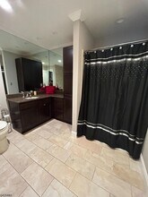 220 Butternut Dr in Wayne, NJ - Building Photo - Building Photo