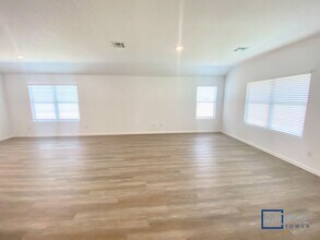 2720 Coral Vly in Seguin, TX - Building Photo - Building Photo