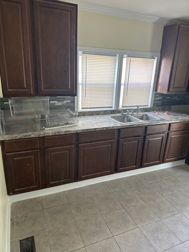 property at 2582 Hemphill St