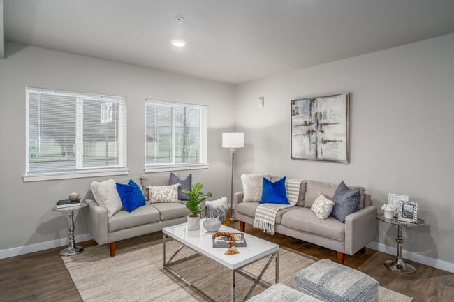 The Valley in Puyallup, WA - Building Photo - Interior Photo
