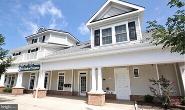 11 Cranbury Rd in West Windsor Township, NJ - Building Photo - Building Photo