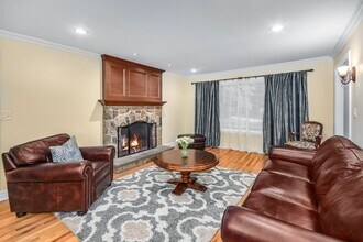 116 Wildwood Rd in Stamford, CT - Building Photo - Building Photo