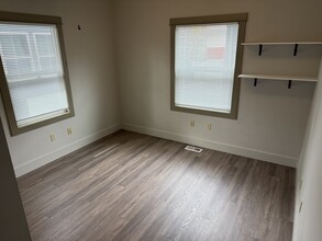 3127 NE 67th Ave, Unit 3127 in Portland, OR - Building Photo - Building Photo