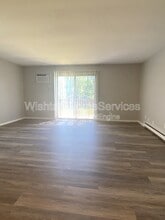 218 Charleston Blvd in Macomb, IL - Building Photo - Building Photo