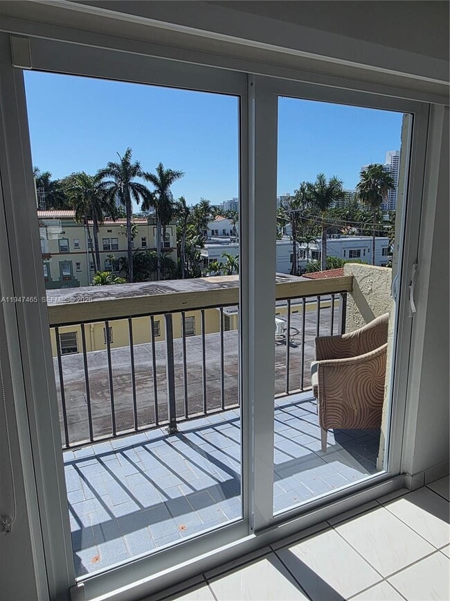 1612 Jefferson Ave in Miami Beach, FL - Building Photo - Building Photo