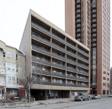 Mainstreet Place in Calgary, AB - Building Photo - Building Photo