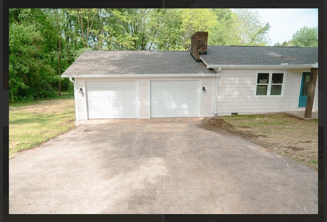 206 Donald Alexander Rd in Cleveland, GA - Building Photo - Building Photo