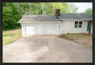206 Donald Alexander Rd in Cleveland, GA - Building Photo - Building Photo