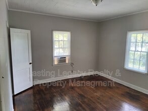 1712 Grant Ave in Winston-Salem, NC - Building Photo - Building Photo