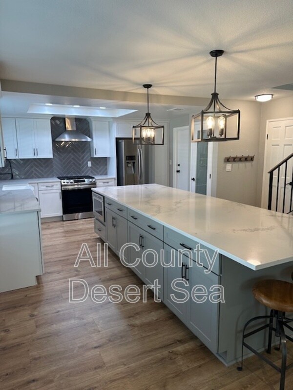 7961 Southwind Cir in Huntington Beach, CA - Building Photo - Building Photo