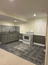 9809 Hammer Ln in Upper Marlboro, MD - Foto de edificio - Building Photo
