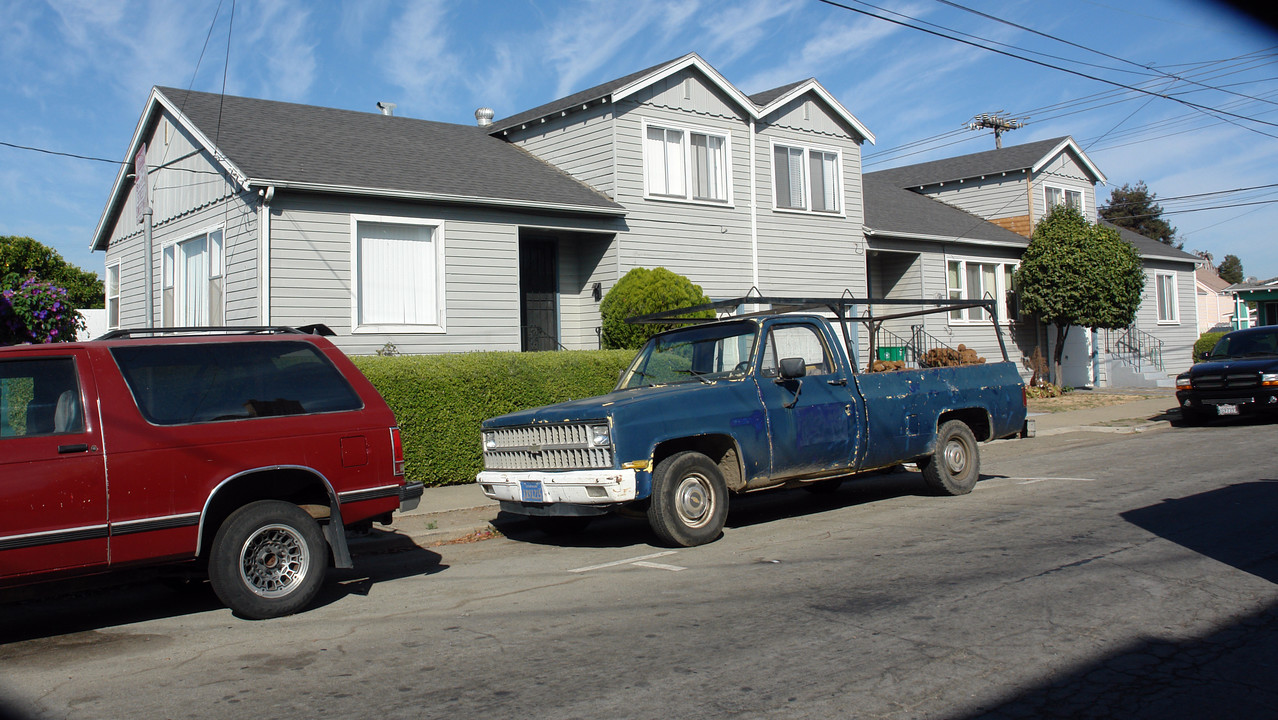 37-39 45 5 13th St in Richmond, CA - Building Photo