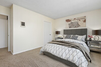 Malibu South - IMMEDIATE MOVE IN AVAILABLE!! photo'