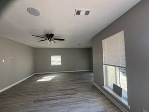 14 Crest Ln in North Little Rock, AR - Foto de edificio - Building Photo