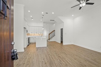 8447 Jutland Rd-Unit -A in Houston, TX - Building Photo - Building Photo