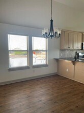 13313 SW 5th St in Yukon, OK - Building Photo - Building Photo