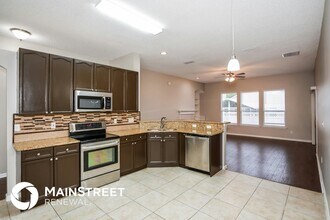 1556 Glen View St in Middleburg, FL - Building Photo - Building Photo