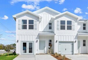 4246 Lost Bay Dr in Orange Beach, AL - Building Photo