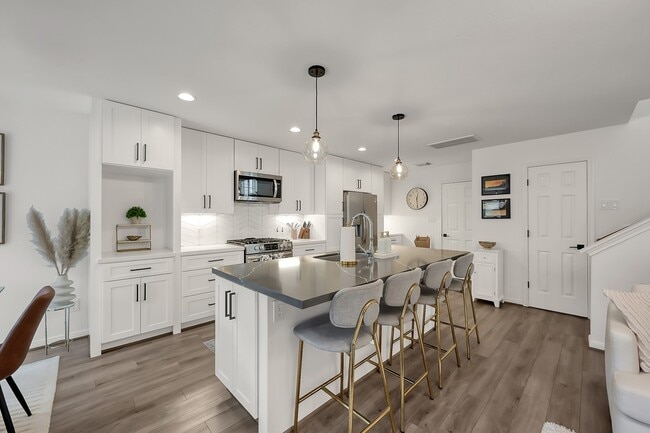 property at 246 N Walden Elms Cir