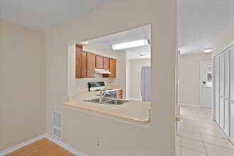 3503 Brigadoon Cir in Clearwater, FL - Building Photo - Building Photo