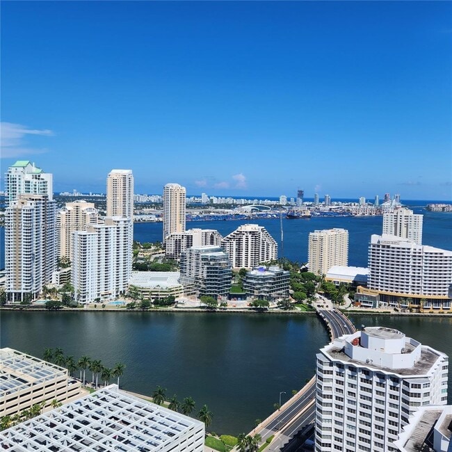 property at 950 Brickell Bay Dr