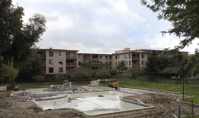 Watergate in Emeryville, CA - Building Photo - Building Photo