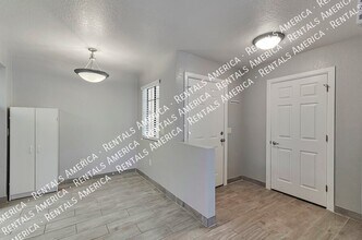 101 S Players Club Dr in Tucson, AZ - Building Photo - Building Photo