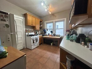 2312 E Park Pl in Milwaukee, WI - Building Photo - Building Photo