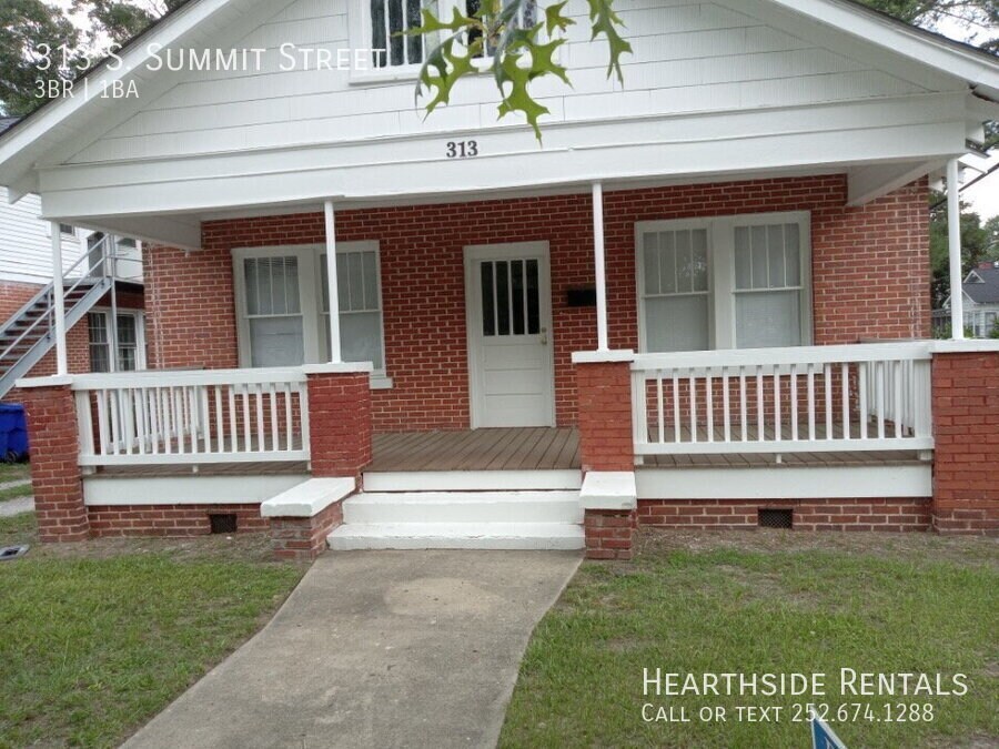 313 S Summit St in Greenville, NC - Building Photo