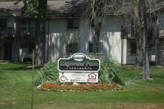 Edgewater Place Apartments in Three Rivers, MI - Building Photo - Building Photo