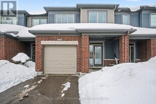 664 Aubépines Dr in Ottawa, ON - Building Photo