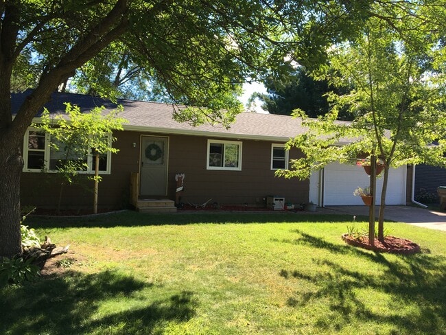 property at 739 Buttenhoff Rd