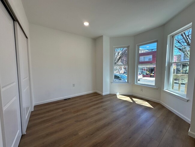 27 Joyce Kilmer Ave in New Brunswick, NJ - Building Photo - Building Photo