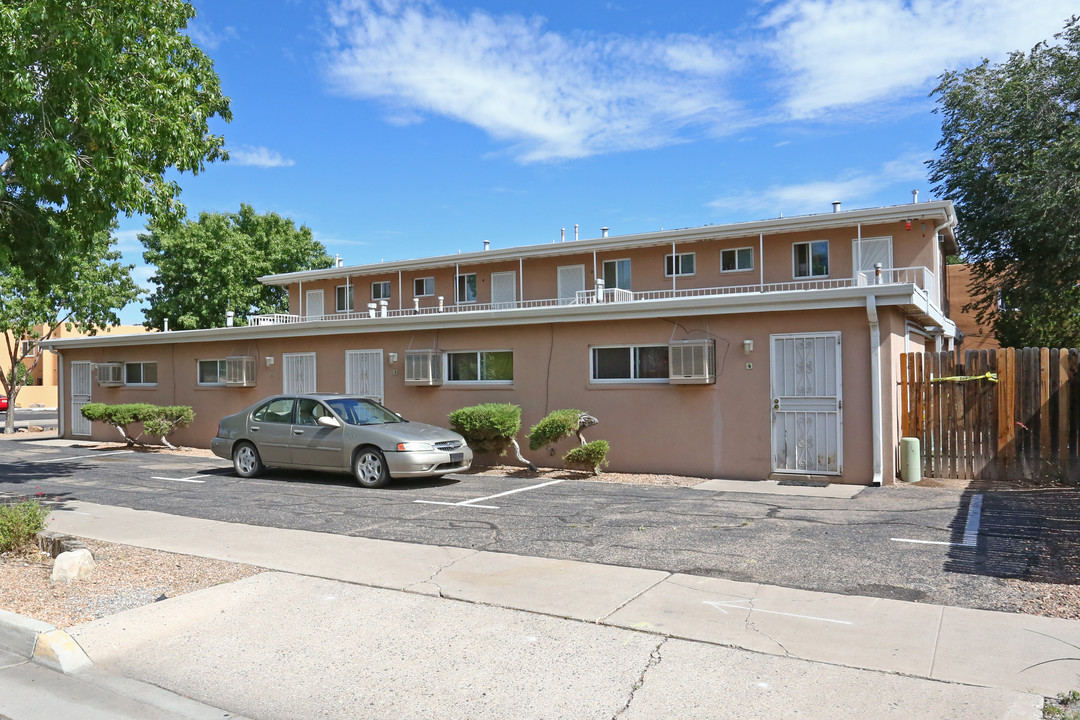 2601 Silver Ave SE in Albuquerque, NM - Building Photo