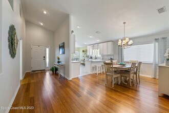 7163 Egbert St in Melbourne, FL - Foto de edificio - Building Photo