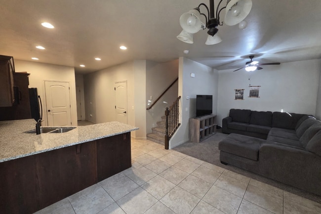 property at 290 W Buena Vista Blvd