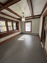 719 W Cedar St in Kalamazoo, MI - Building Photo - Building Photo