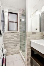 250 Mott St in New York, NY - Building Photo - Building Photo