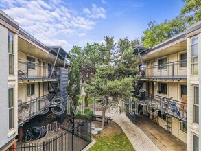 2860 W 32nd Ave in Denver, CO - Building Photo - Building Photo