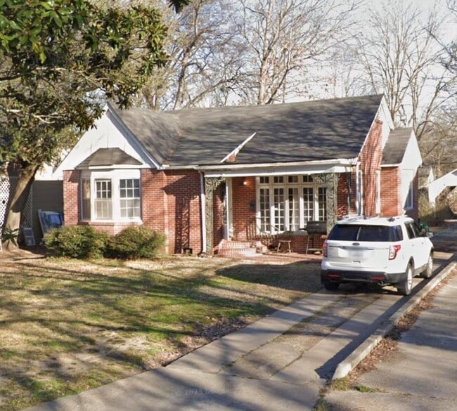 property at 629 Catalpa St